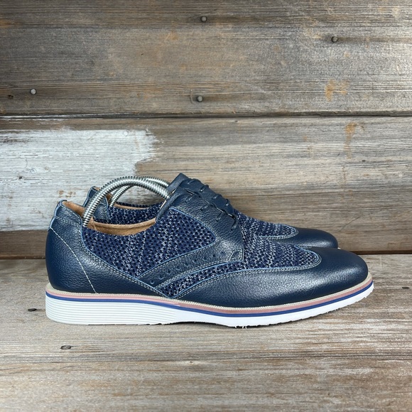 Stacy Adams Locke Wingtip Navy Blue Oxfords - Picture 1 of 9